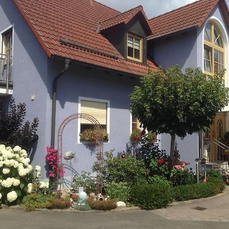 Ferienwohnungen Stahl Pirk Екстер'єр фото